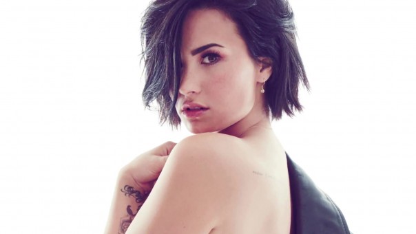 Demi-Lovato--Cosmopolitan-US-2015--08